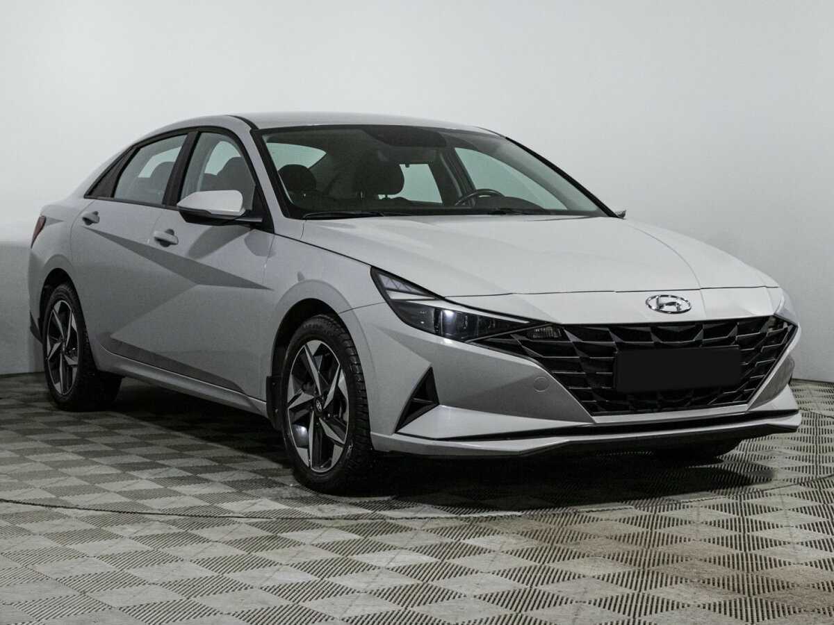 Hyundai Elantra б/у, 2023, Автоматическая. Фото: #2