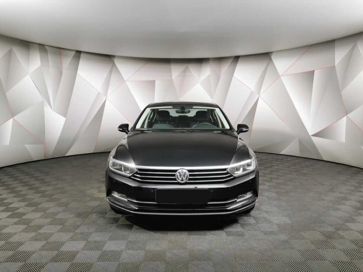 Volkswagen Passat б/у, 2019, Роботизированная. Фото: #6