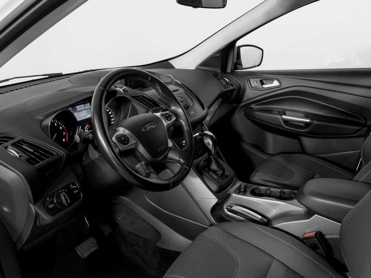 Ford Kuga б/у, 2016, Автоматическая. Фото: #15