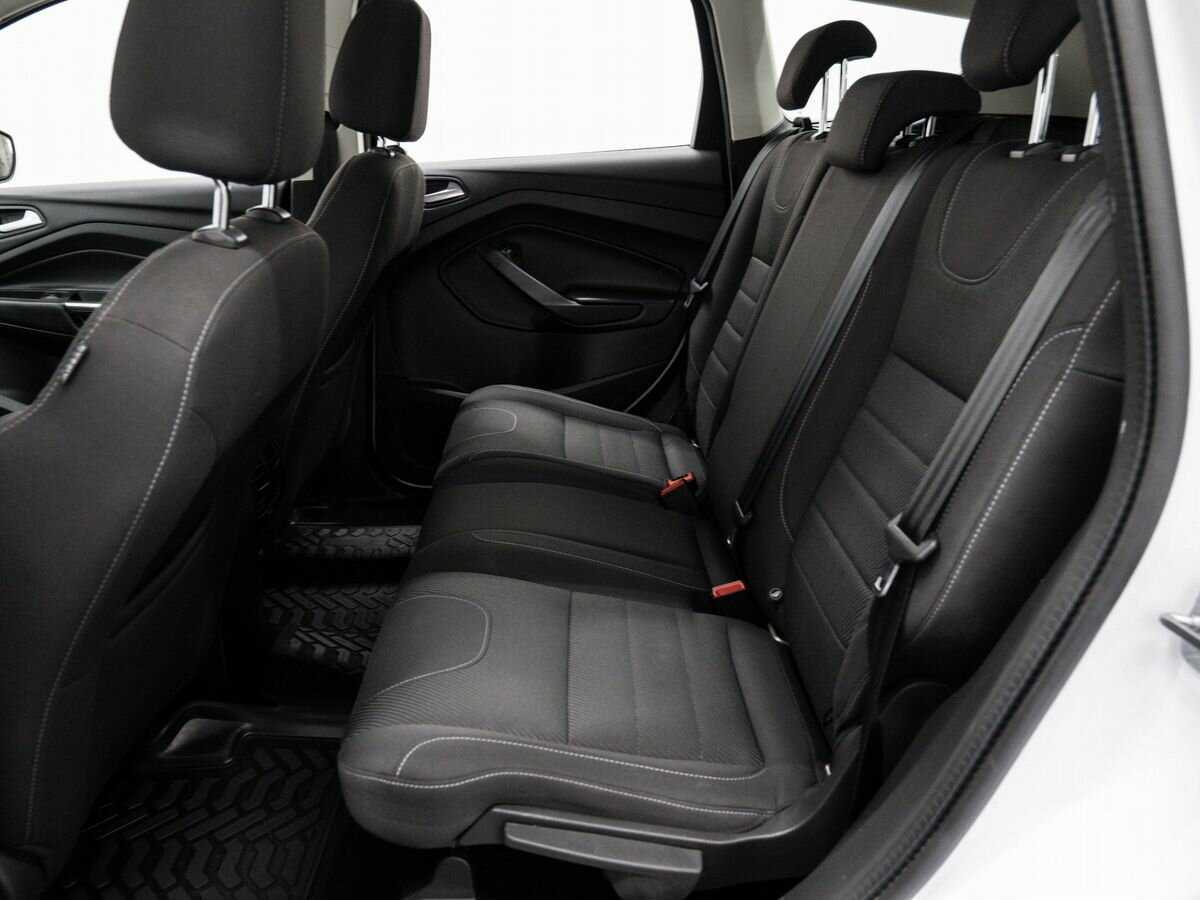 Ford Kuga б/у, 2015, Автоматическая. Фото: #11