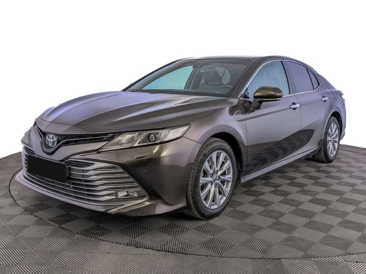 Toyota Camry б/у, 2018, Автоматическая. Посмотреть фото