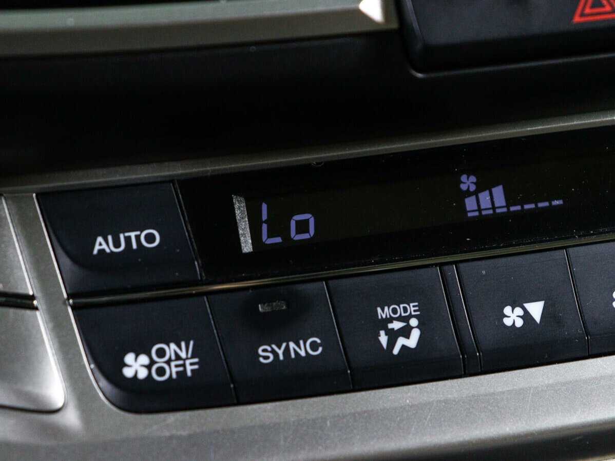 Honda Accord б/у, 2012, Автоматическая. Фото: #17