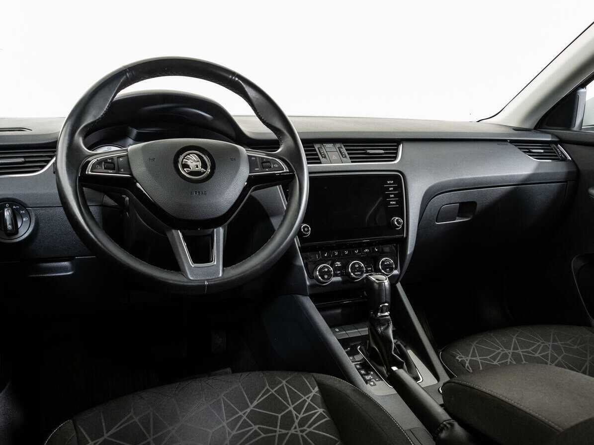 Skoda Octavia б/у, 2019, Роботизированная. Фото: #9