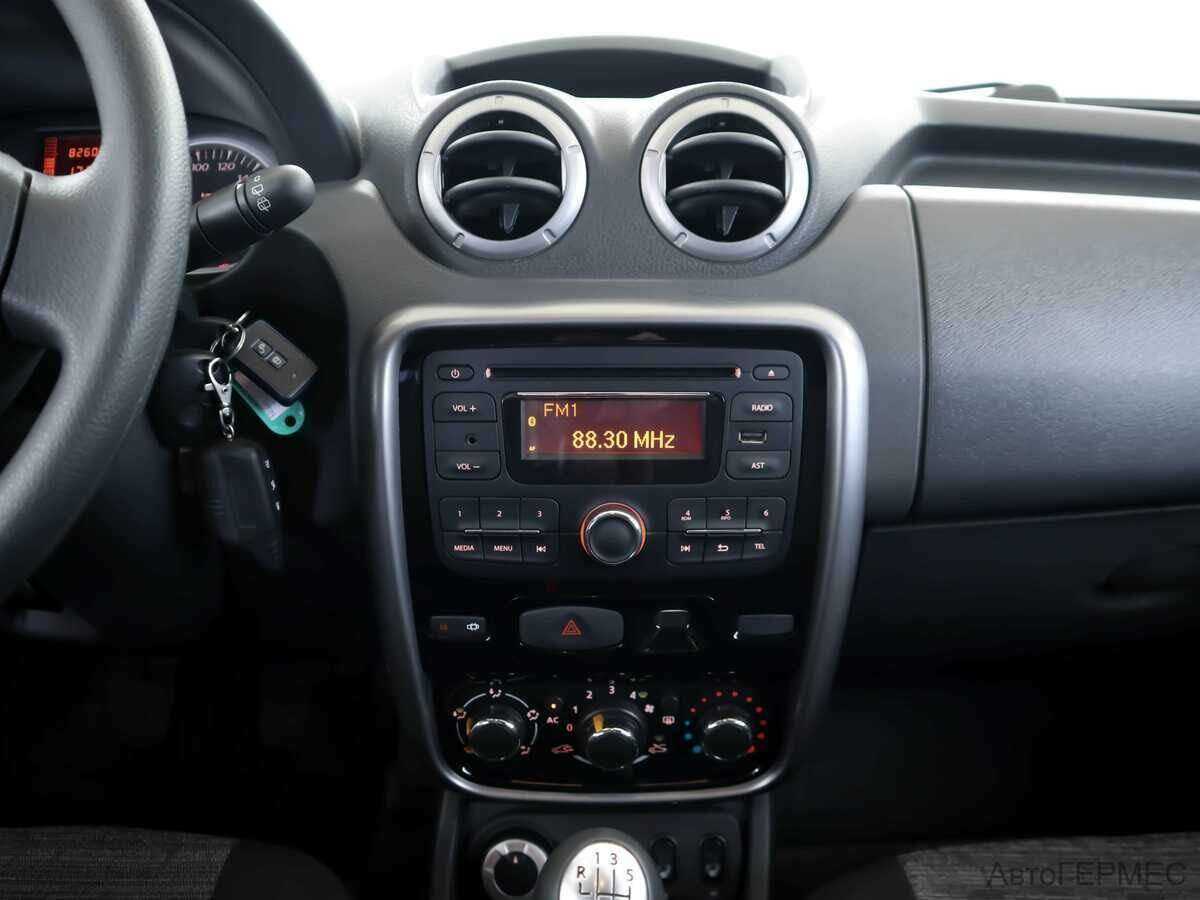 Renault Duster б/у, 2013, Механическая. Фото: #6