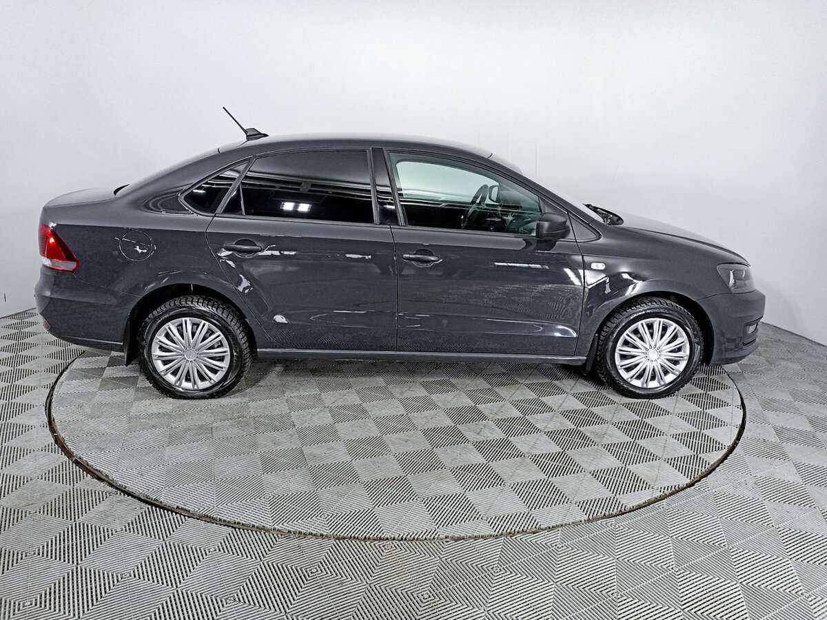 Volkswagen Polo б/у, 2017, Автоматическая. Фото: #3