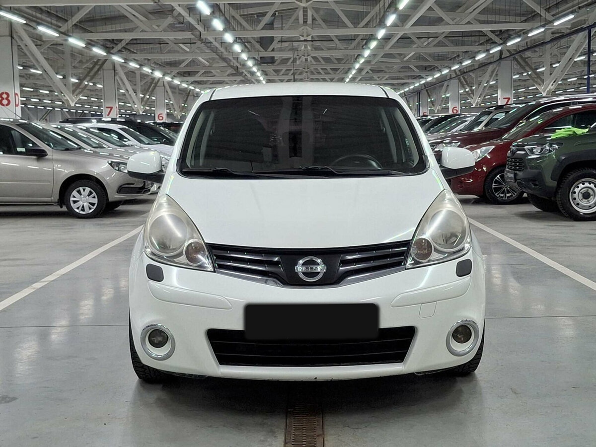 Nissan Note б/у, 2012, Механическая. Фото: #1