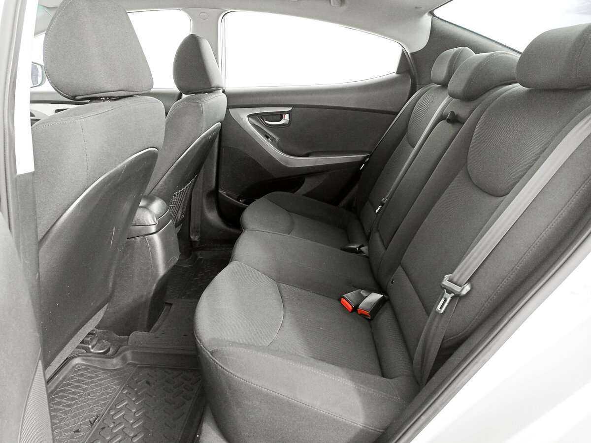 Hyundai Elantra б/у, 2014, Автоматическая. Фото: #9