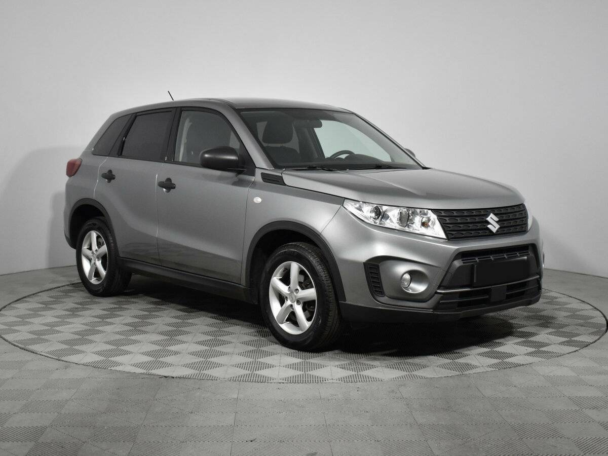 Suzuki Vitara б/у, 2019, Автоматическая. Фото: #2