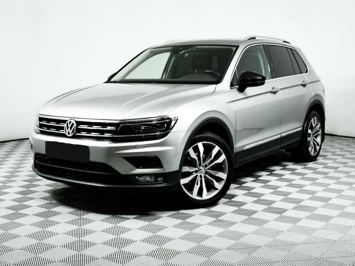 Volkswagen Tiguan б/у, 2019, Роботизированная. Посмотреть фото