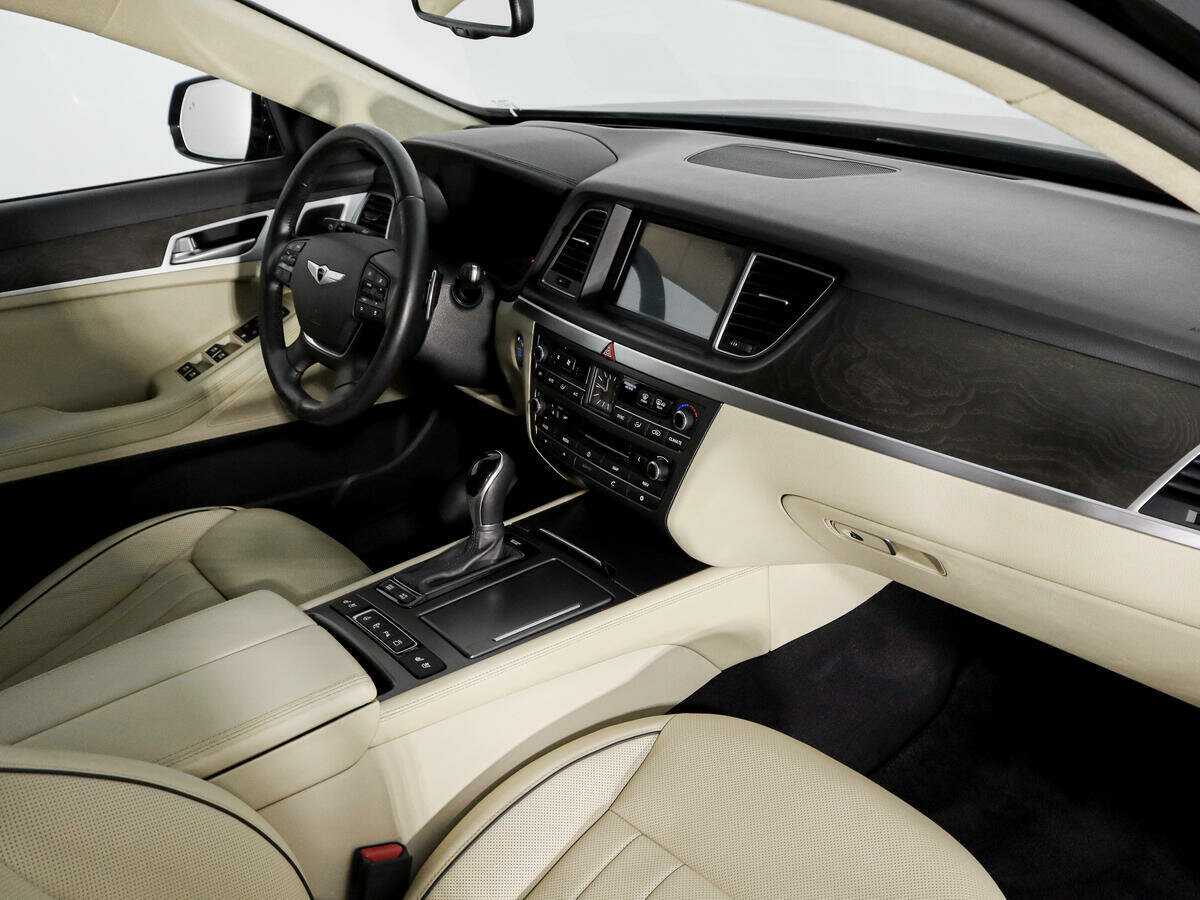 Hyundai Genesis б/у, 2015, Автоматическая. Фото: #11