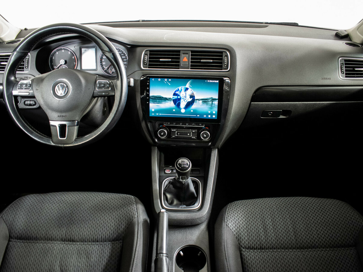 Volkswagen Jetta б/у, 2012, Механическая. Фото: #10