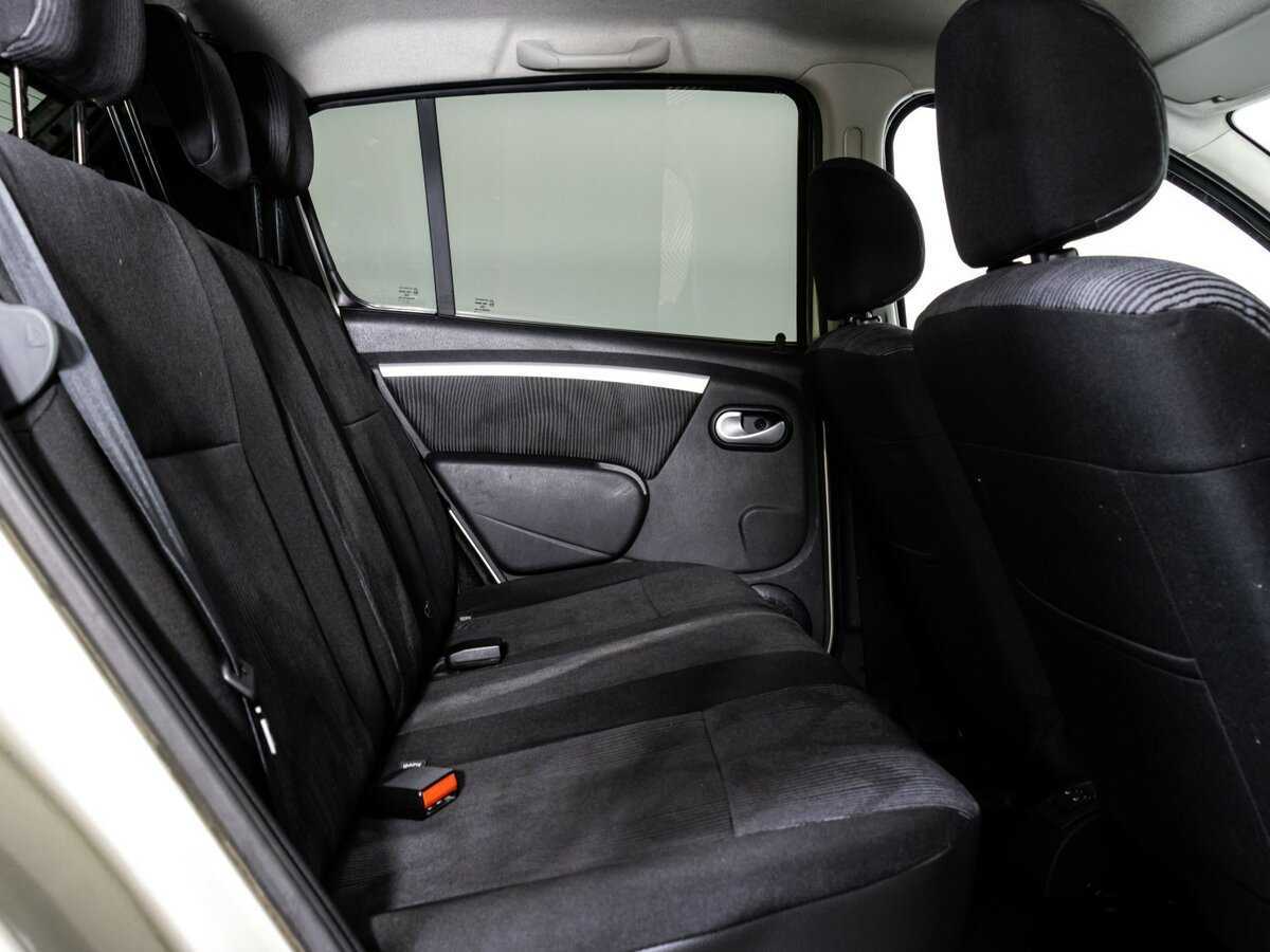 Renault Sandero б/у, 2014, Механическая. Фото: #11
