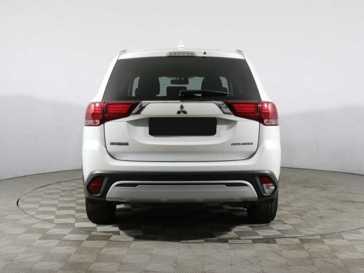 Mitsubishi Outlander б/у, 2019, Вариатор. Фото: #5