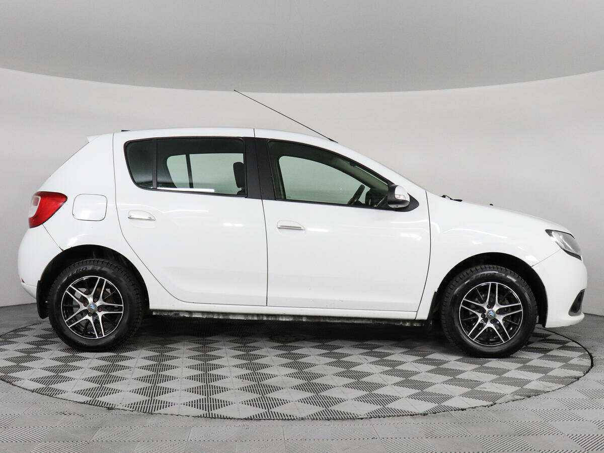 Renault Sandero б/у, 2014, Механическая. Фото: #3