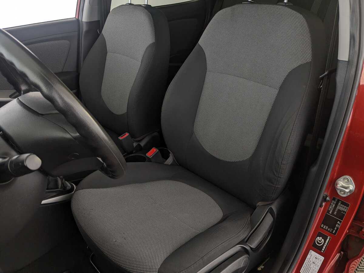 Hyundai Solaris б/у, 2012, Механическая. Фото: #15