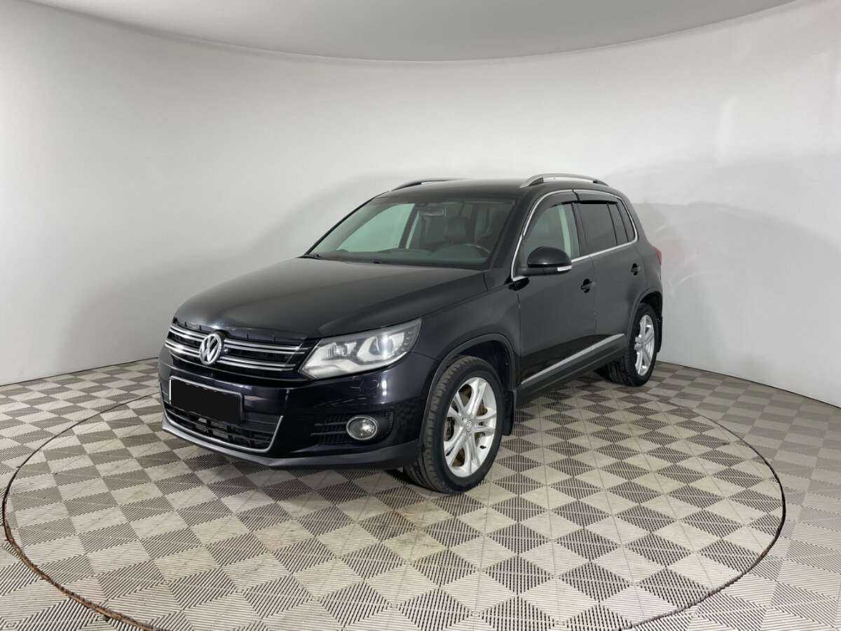 Volkswagen Tiguan б/у, 2013, Автоматическая. Фото: #0
