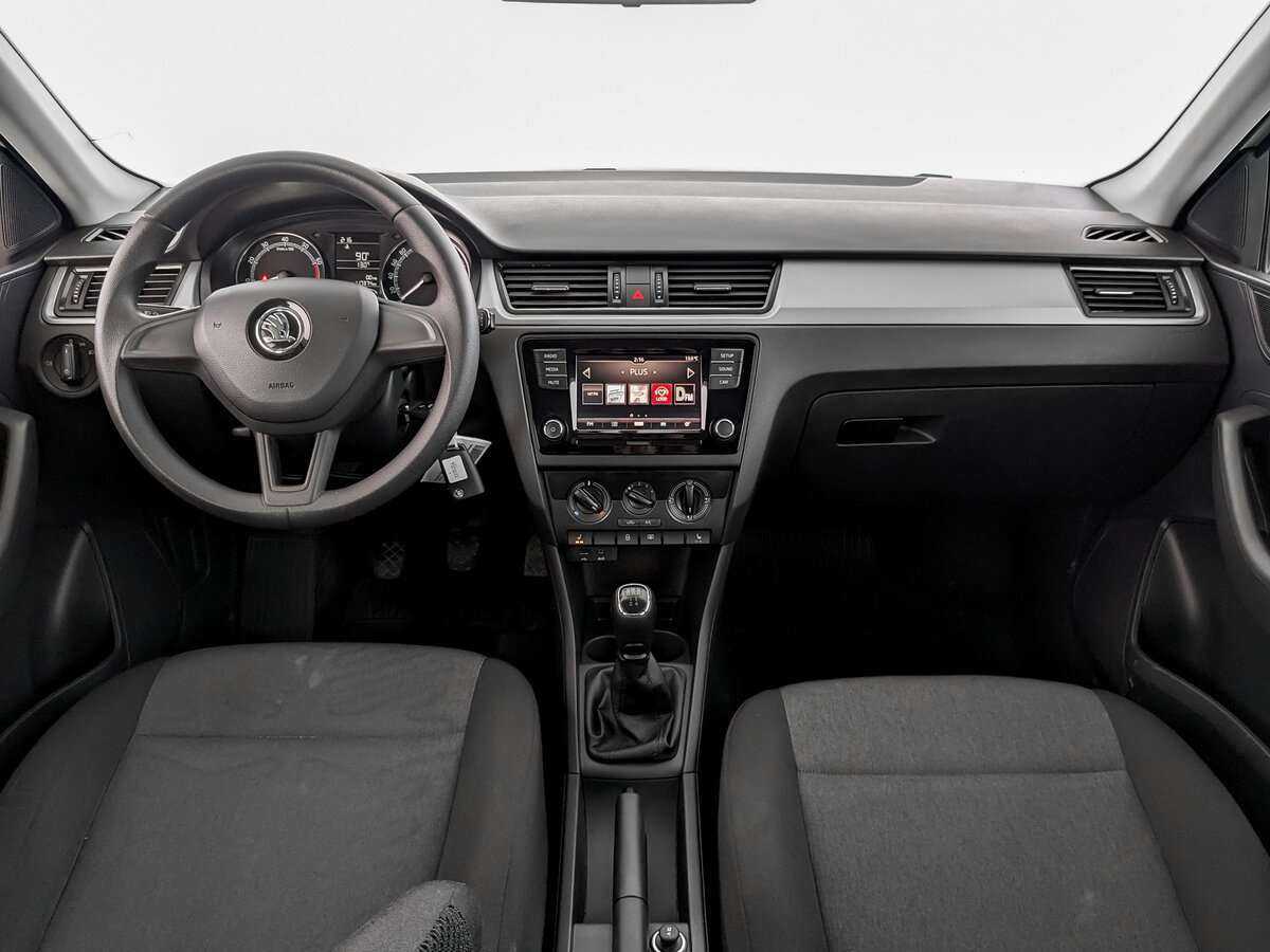 Skoda Rapid б/у, 2017, Механическая. Фото: #11