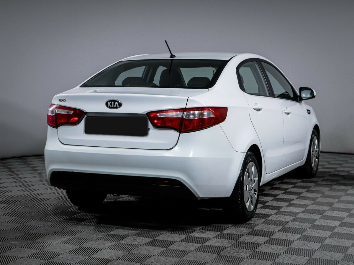 Kia Rio б/у, 2014, Автоматическая. Фото: #3