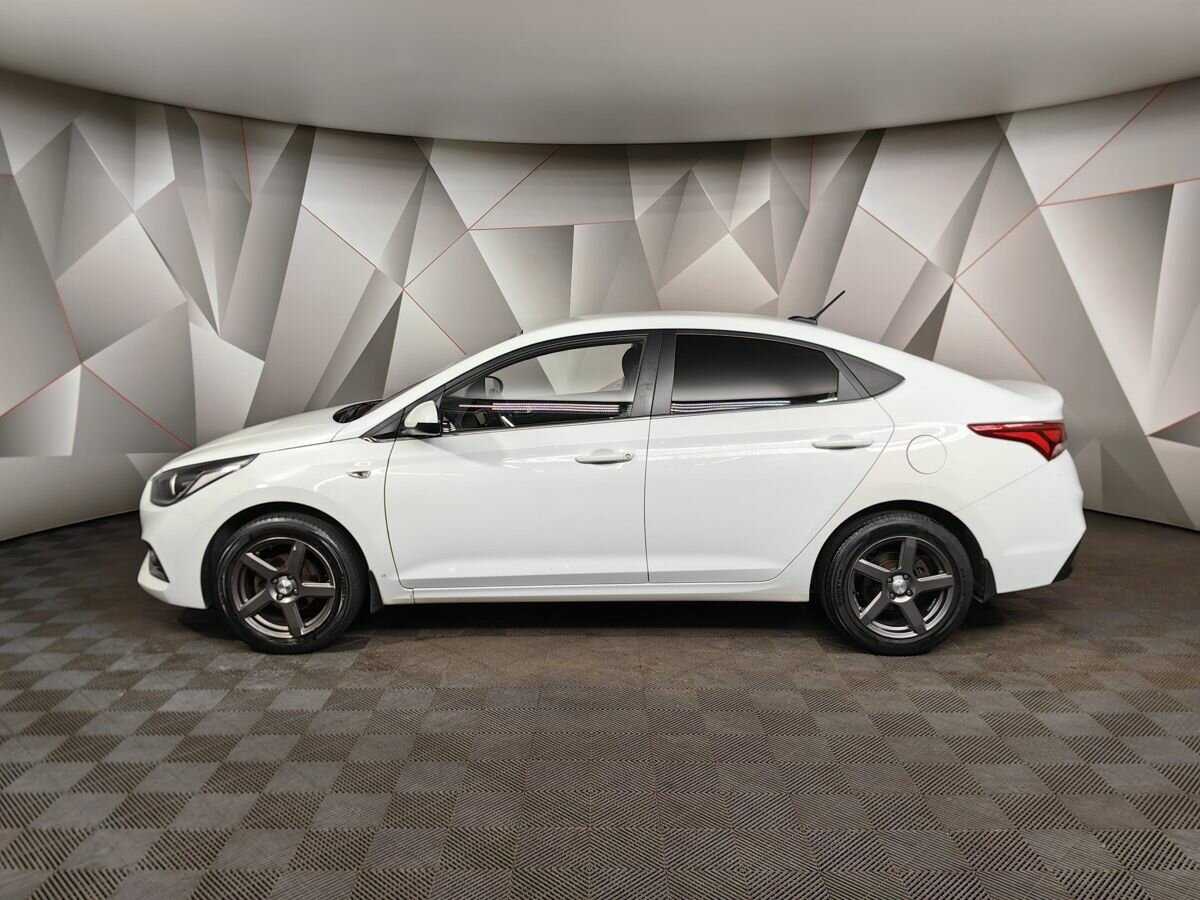 Hyundai Solaris б/у, 2017, Автоматическая. Фото: #4