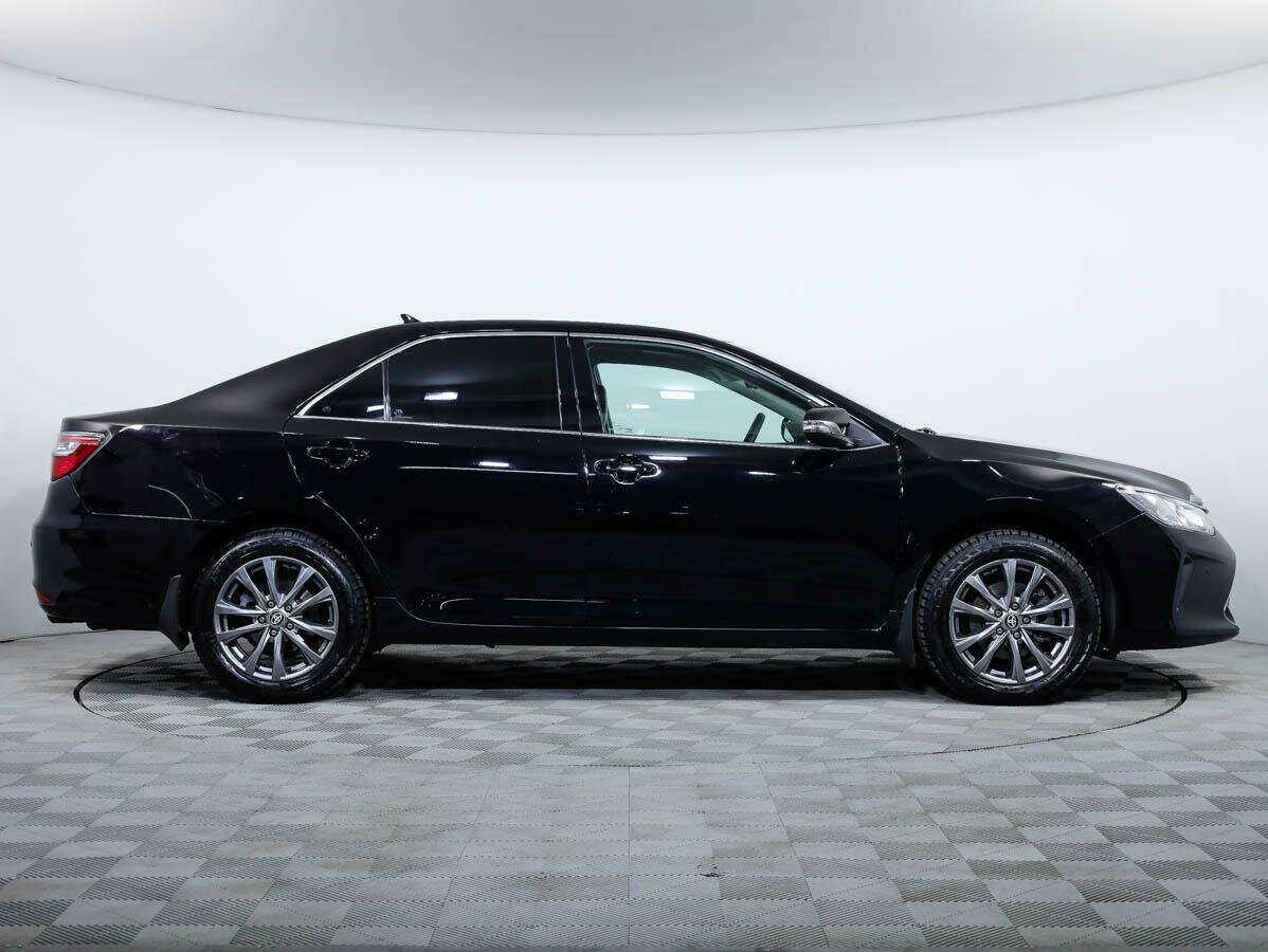 Toyota Camry б/у, 2016, Автоматическая. Фото: #2