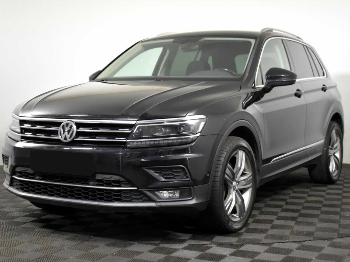 Volkswagen Tiguan б/у, 2017, Роботизированная. Посмотреть фото