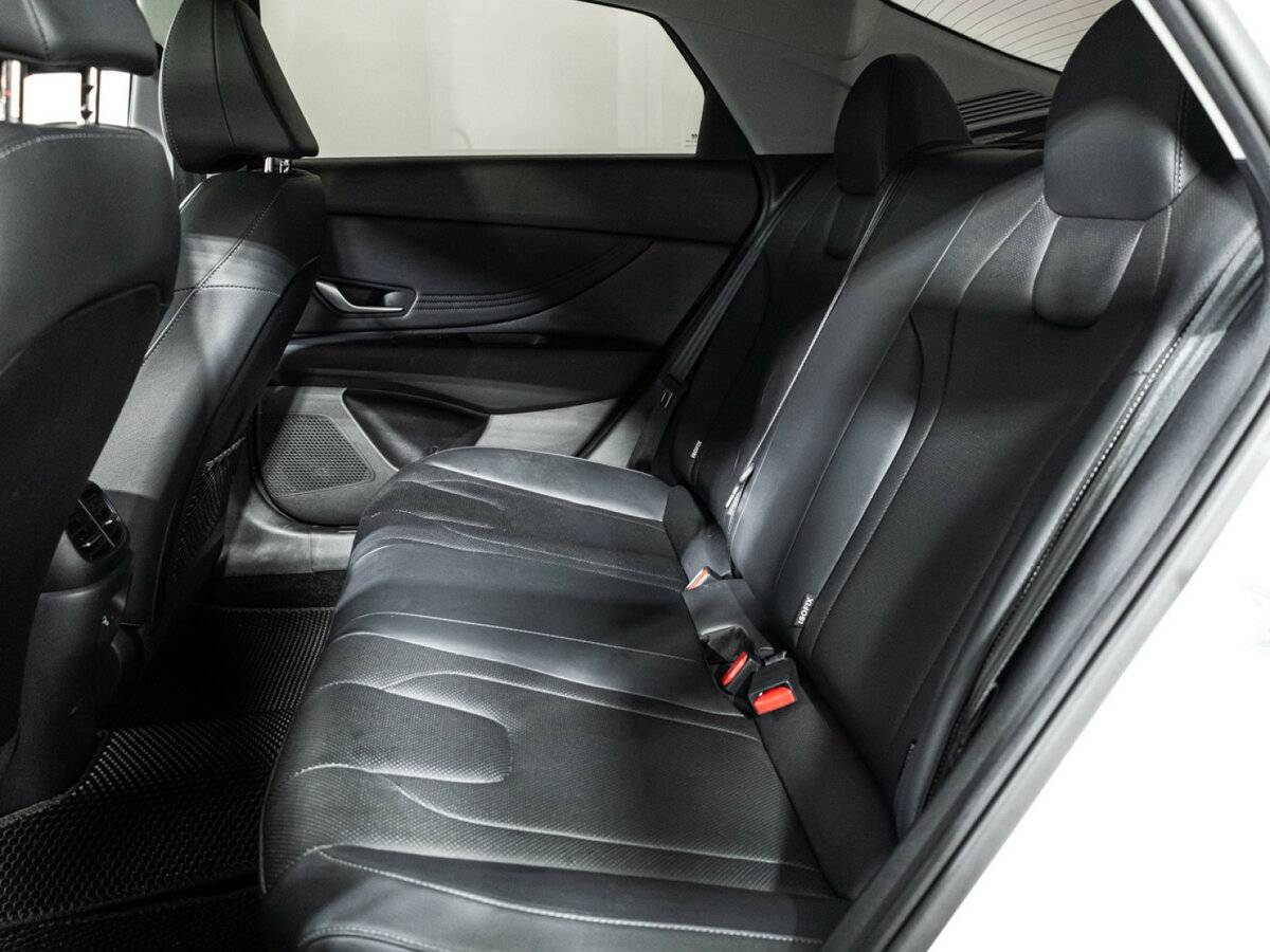 Hyundai Elantra б/у, 2023, Вариатор. Фото: #8