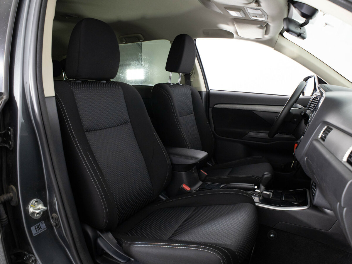 Mitsubishi Outlander б/у, 2018, Вариатор. Фото: #12