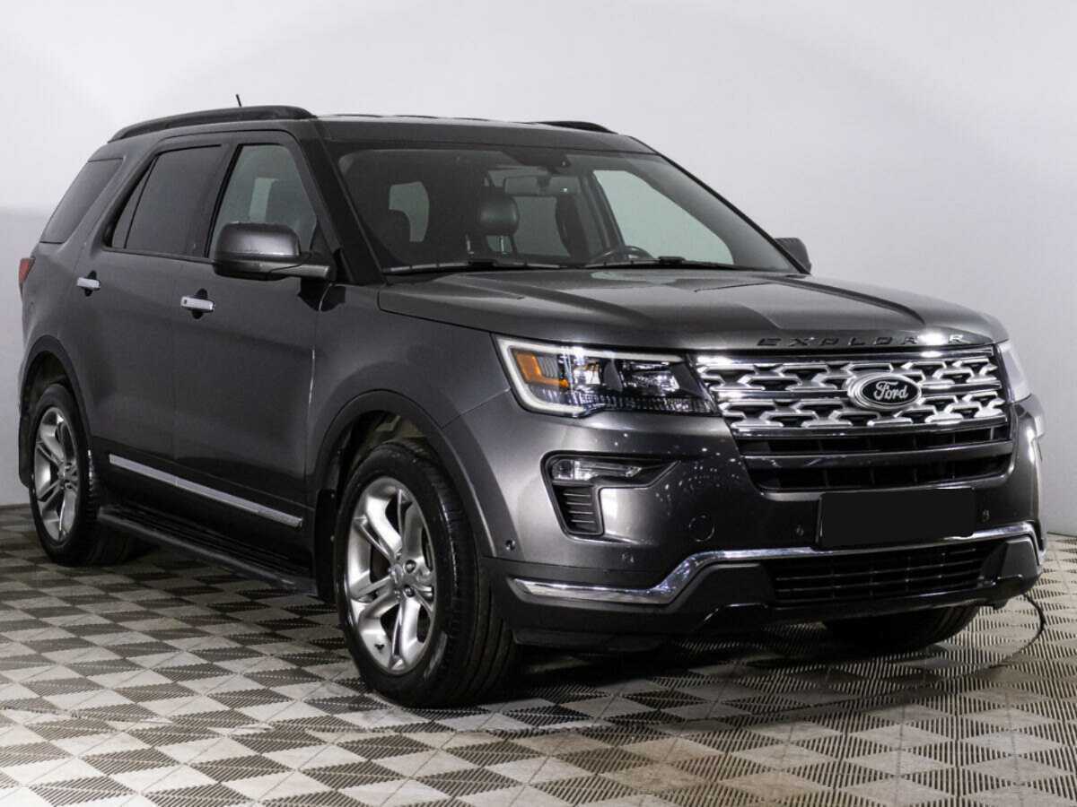 Ford Explorer б/у, 2017, Автоматическая. Фото: #2