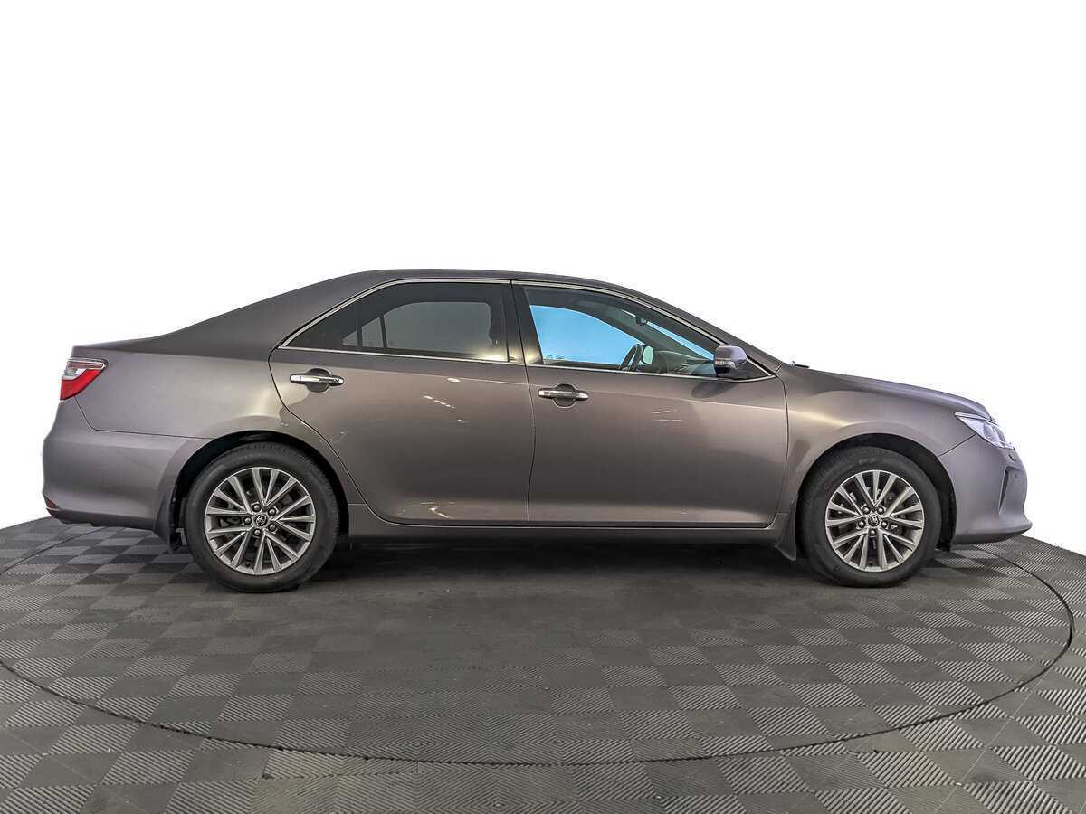 Toyota Camry б/у, 2016, Автоматическая. Фото: #3