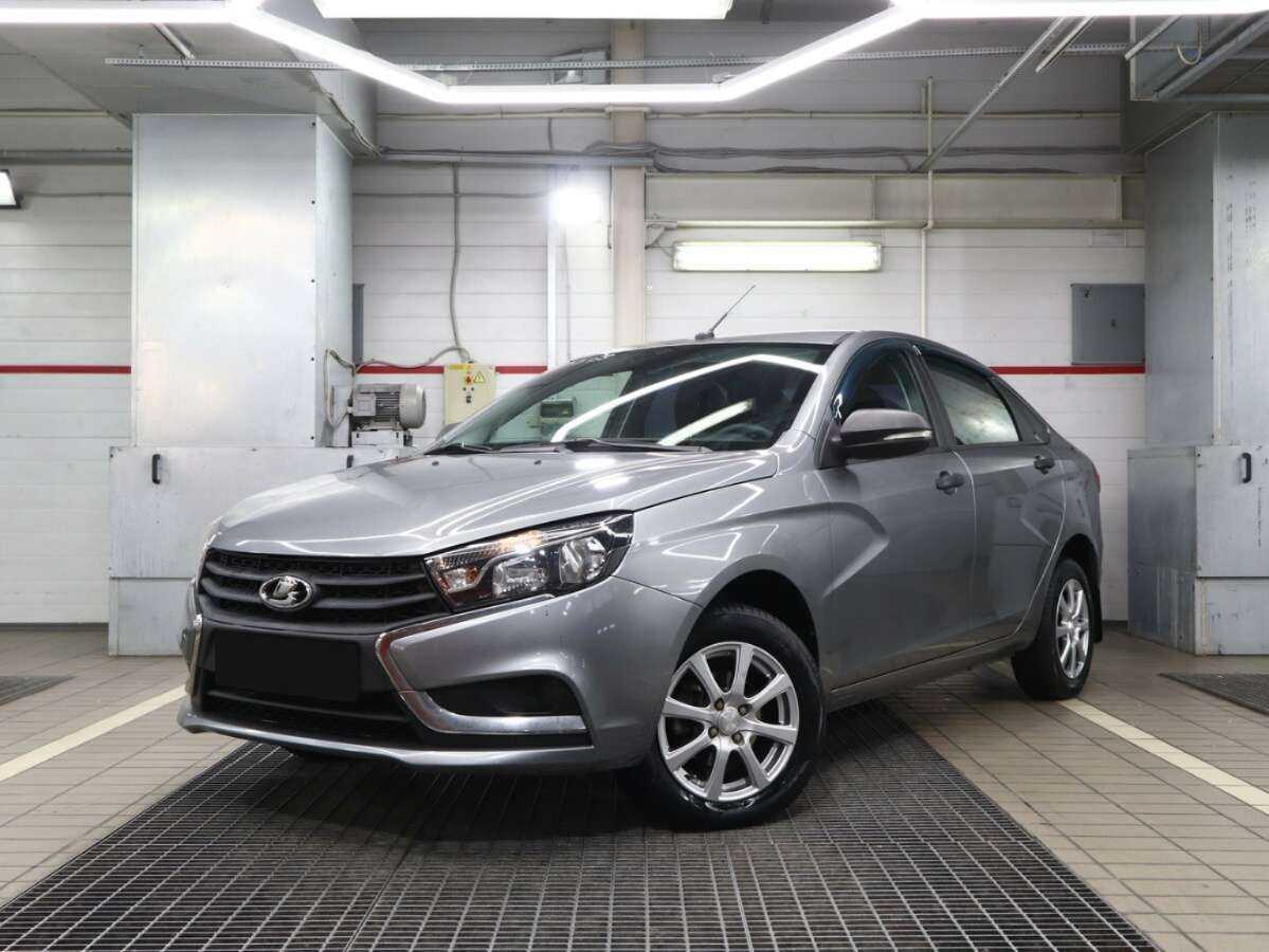 Lada (ВАЗ) Vesta б/у, 2018, Механическая. Фото: #0