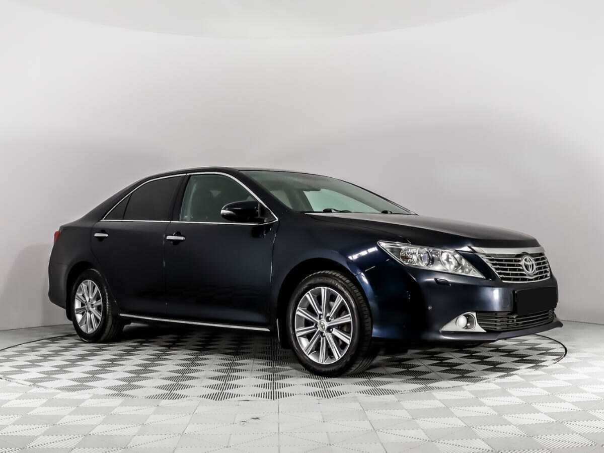 Toyota Camry б/у, 2014, Автоматическая. Фото: #2