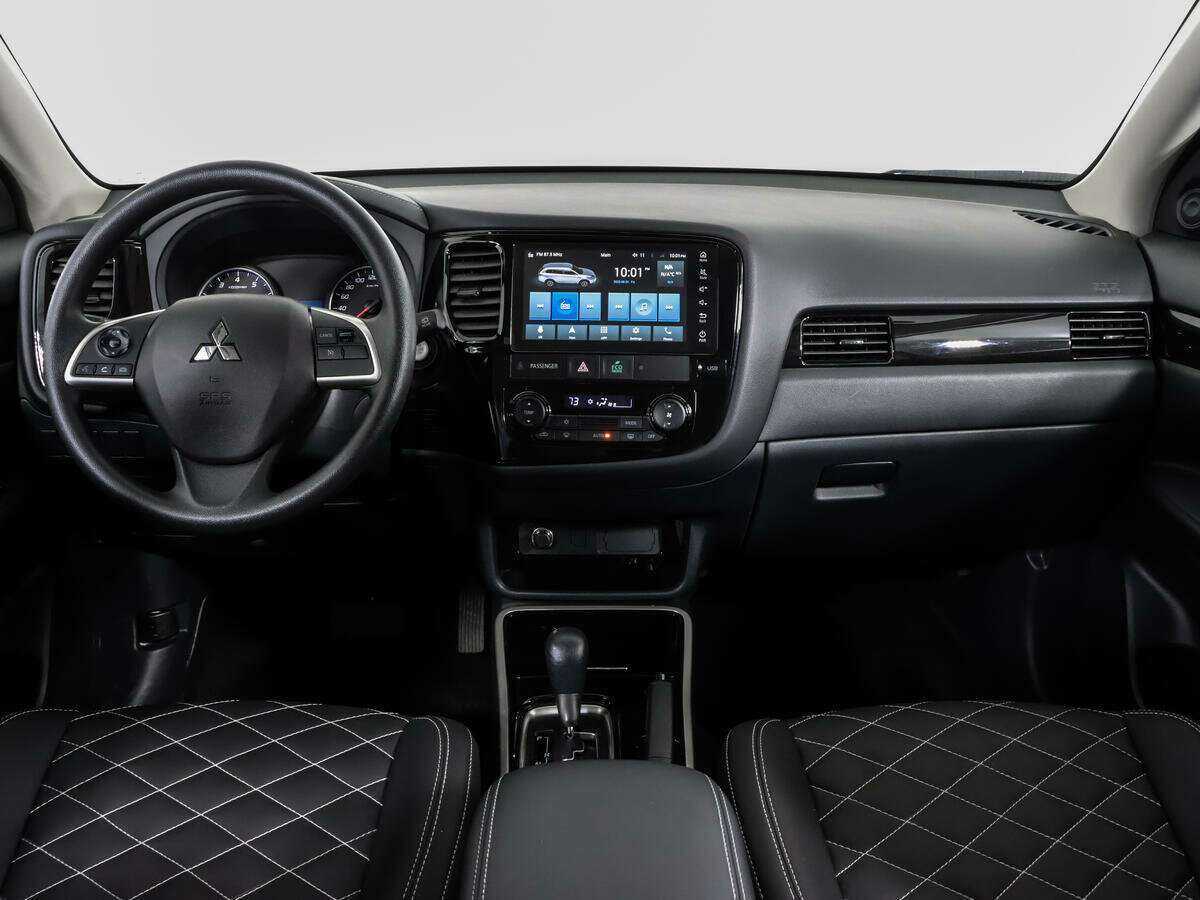Mitsubishi Outlander б/у, 2022, Вариатор. Фото: #7