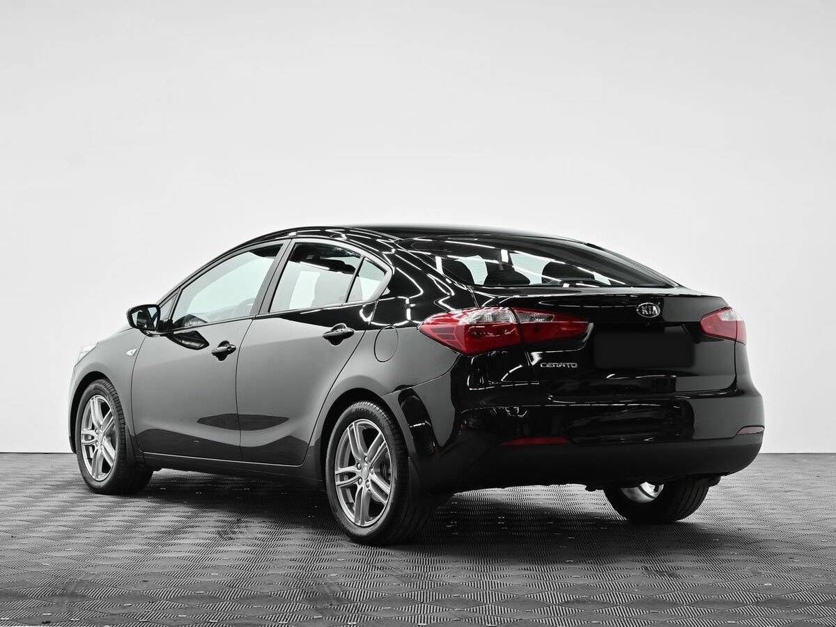 Kia Cerato б/у, 2015, Механическая. Фото: #2