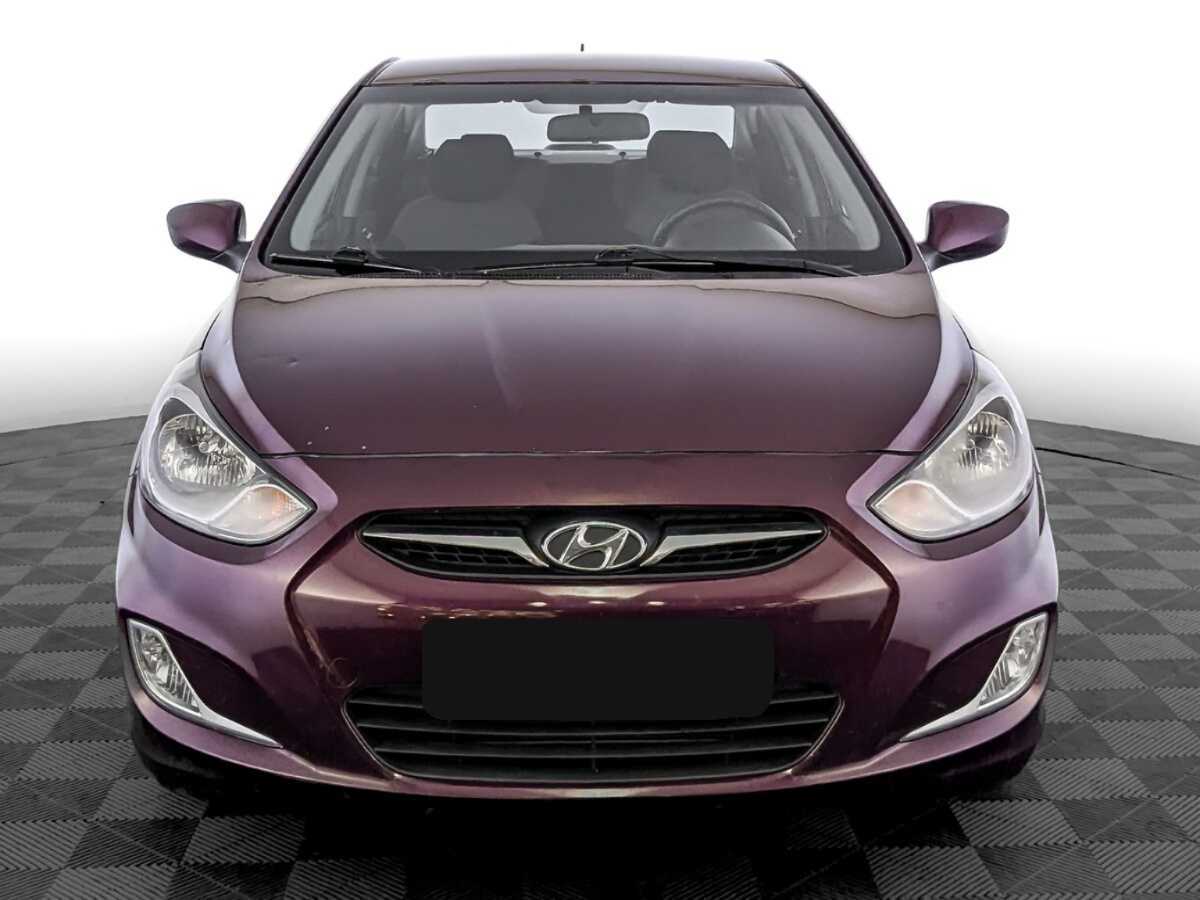 Hyundai Solaris б/у, 2012, Автоматическая. Фото: #1