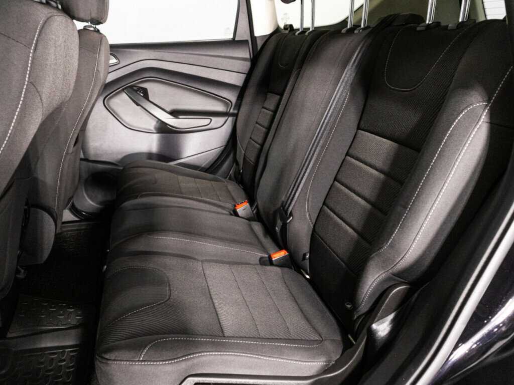 Ford Kuga б/у, 2016, Автоматическая. Фото: #9