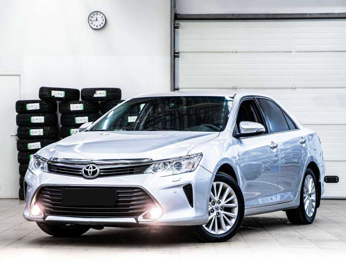 Toyota Camry б/у, 2015, Автоматическая. Фото: #0