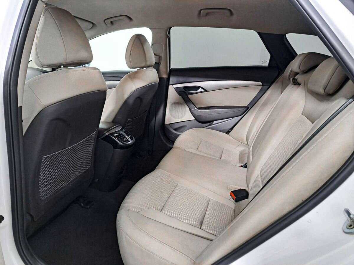Hyundai i40 б/у, 2015, Автоматическая. Фото: #9