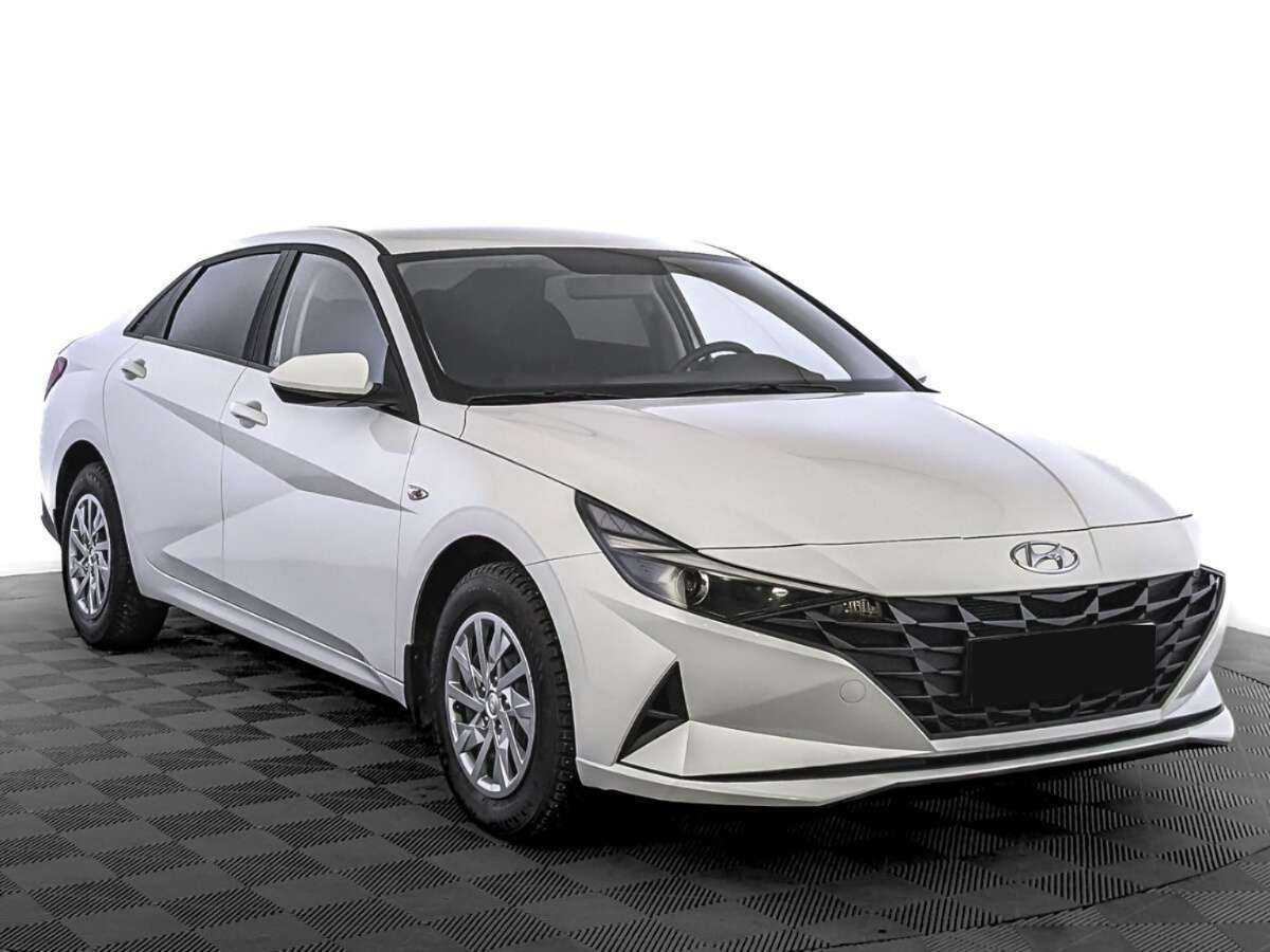 Hyundai Elantra б/у, 2022, Автоматическая. Фото: #2