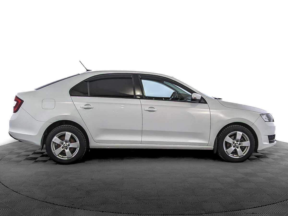 Skoda Rapid б/у, 2017, Механическая. Фото: #3