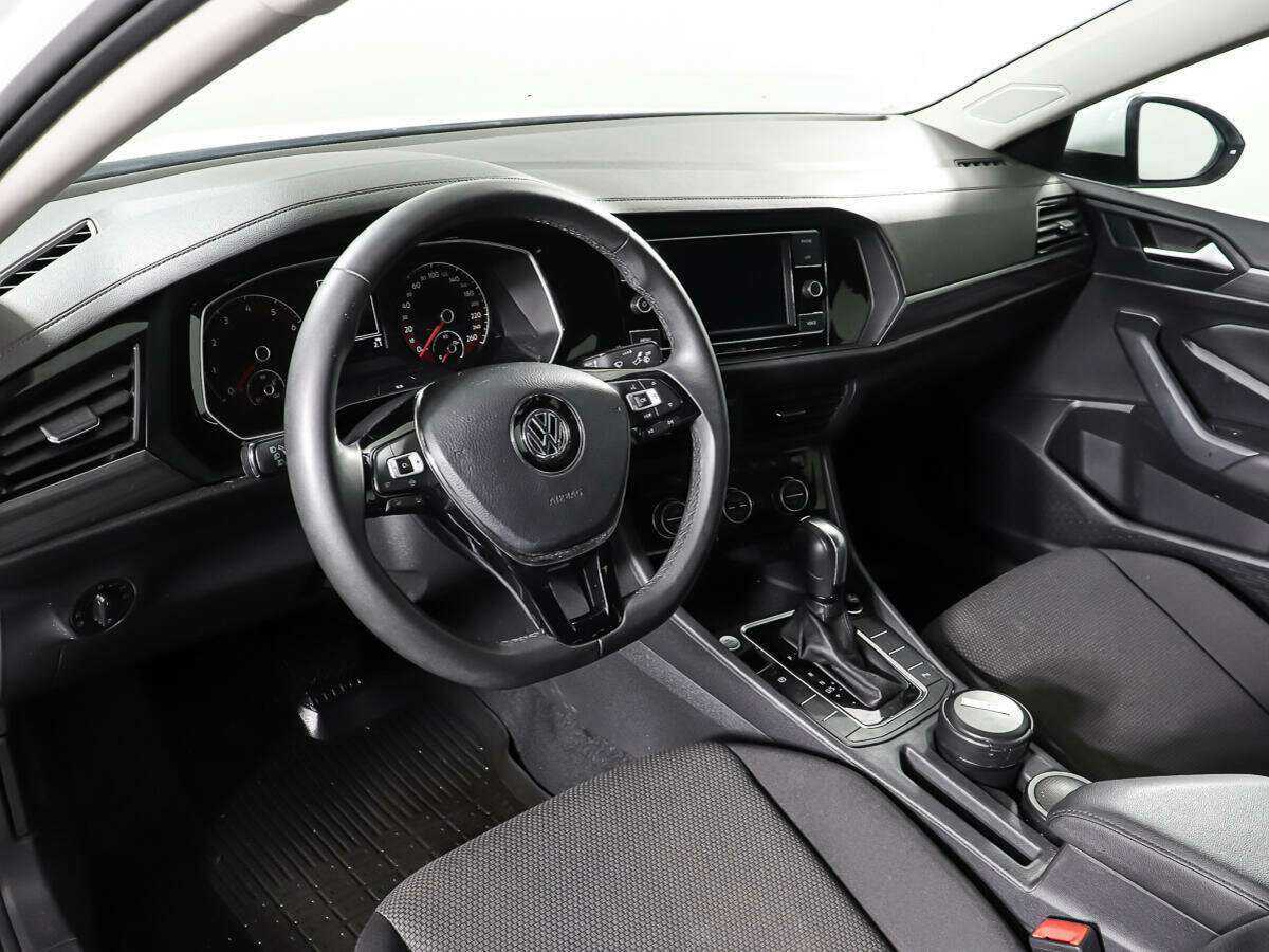 Volkswagen Jetta б/у, 2019, Автоматическая. Фото: #12