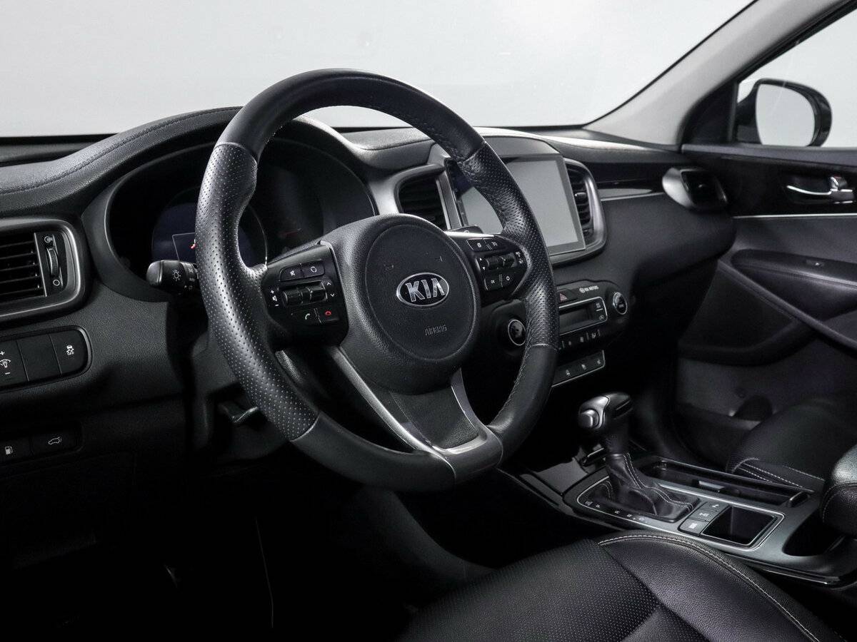 Kia Sorento б/у, 2016, Автоматическая. Фото: #11