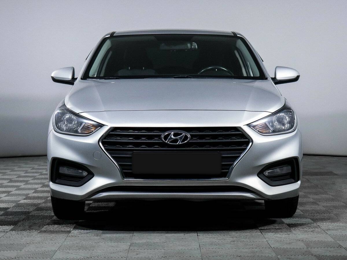 Hyundai Solaris б/у, 2018, Автоматическая. Фото: #1