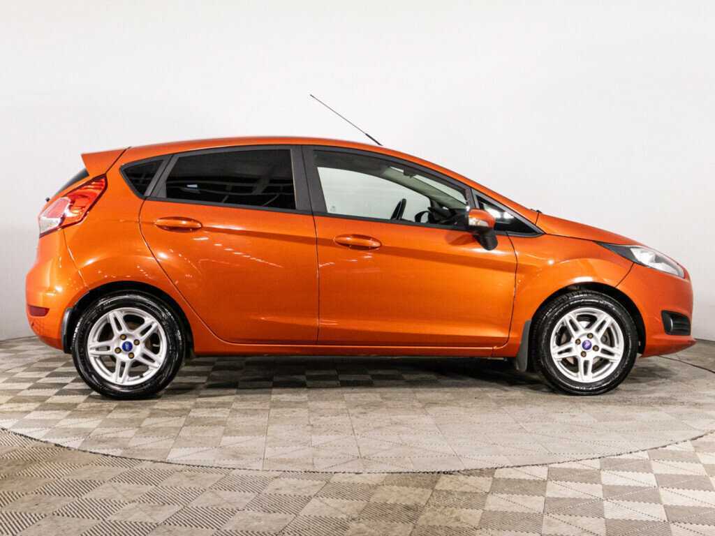 Ford Fiesta б/у, 2015, Роботизированная. Фото: #3