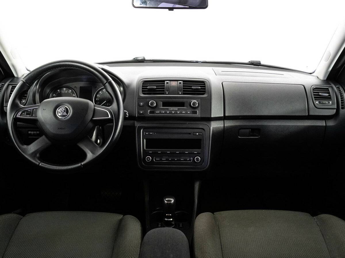 Skoda Fabia б/у, 2013, Автоматическая. Фото: #9