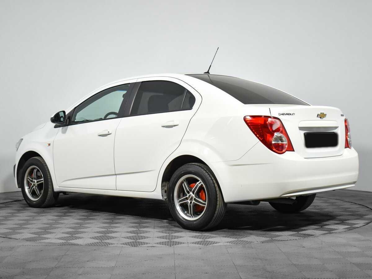 Chevrolet Aveo б/у, 2014, Механическая. Фото: #6