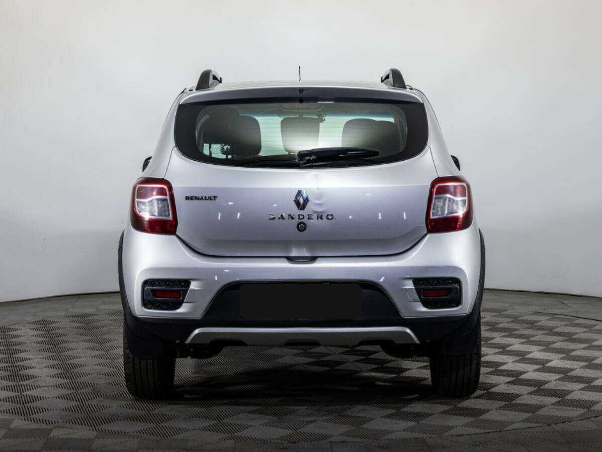 Renault Sandero б/у, 2015, Автоматическая. Фото: #4