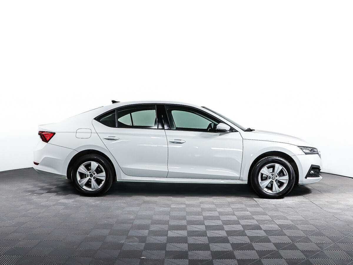 Skoda Octavia б/у, 2021, Автоматическая. Фото: #3