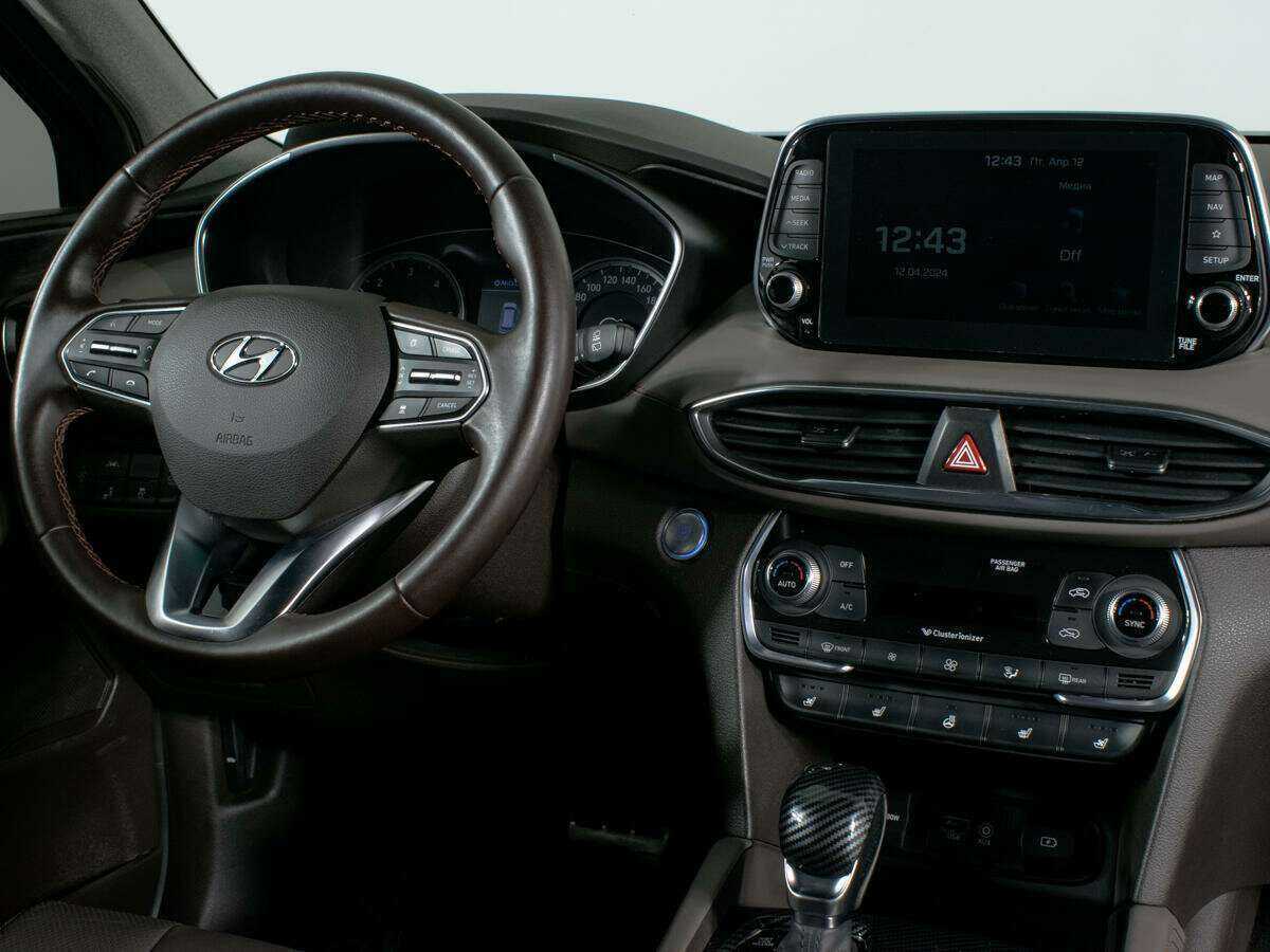 Hyundai Santa Fe б/у, 2018, Автоматическая. Фото: #11