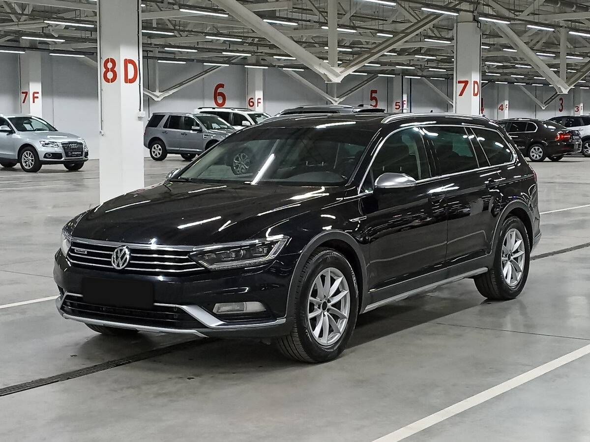 Volkswagen Passat б/у, 2018, Роботизированная. Посмотреть фото