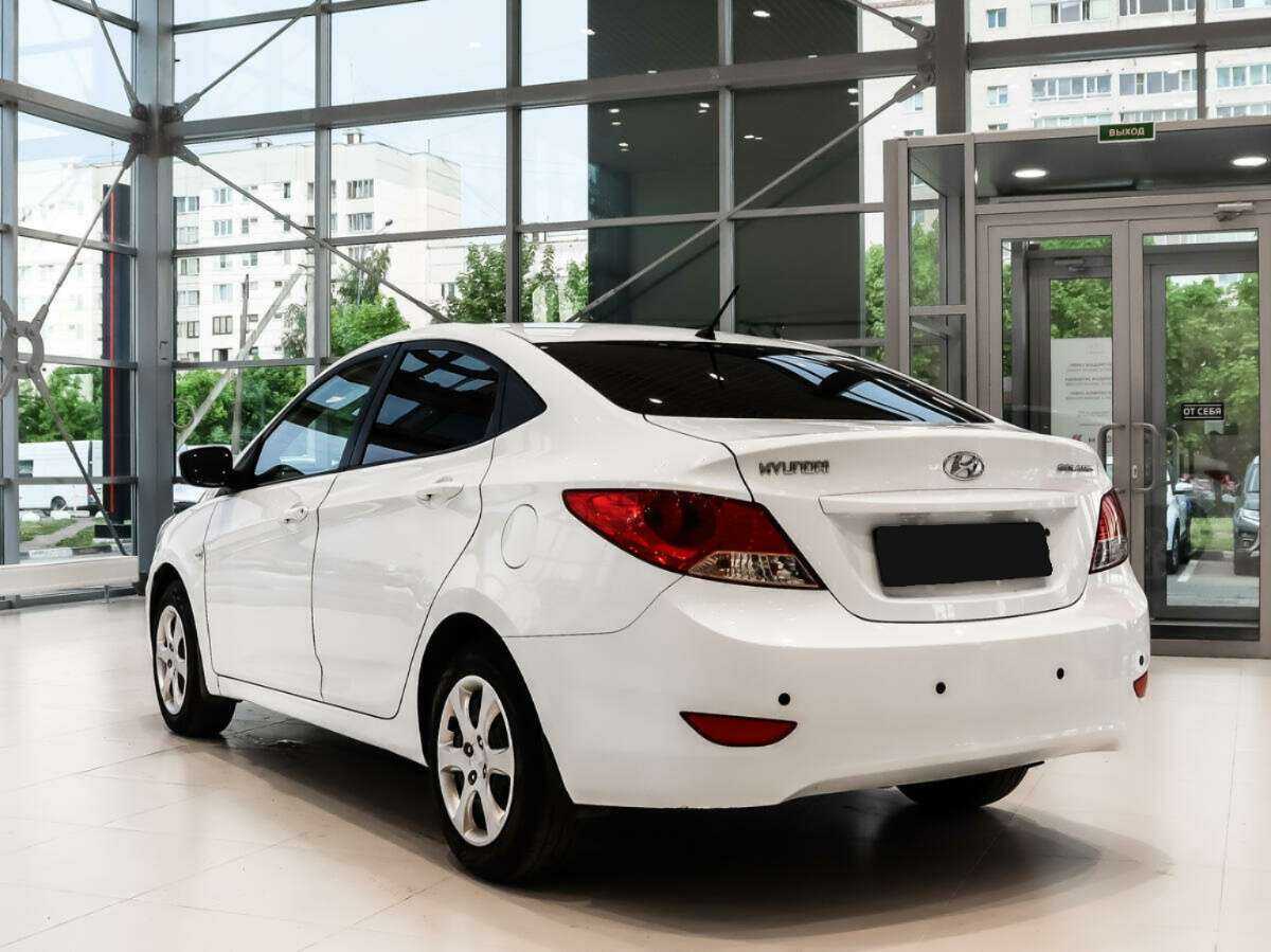 Hyundai Solaris б/у, 2012, Автоматическая. Фото: #5